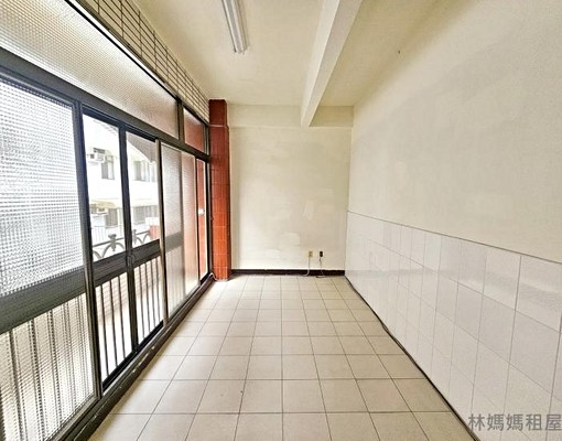 👍林媽媽👍永康大橋車庫透天四房 - Image 8