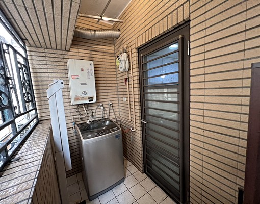 歐洲村帝后兩房車 - Image 8