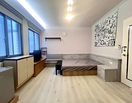 💖近一中商圈🌈可租補🌟可貓套房🌟電梯 - Image 1