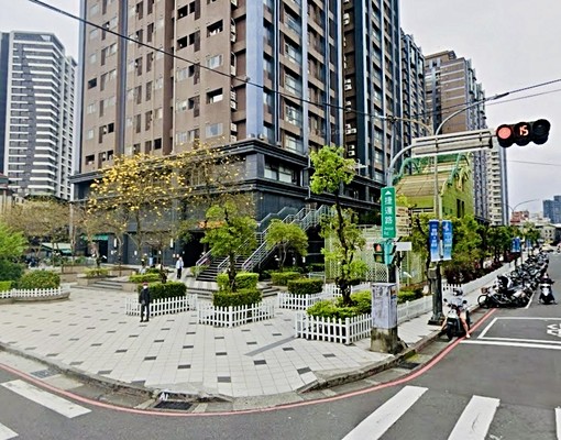 中和南勢角捷運一號出口旁▲三樓美寓 - Image 1