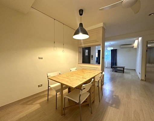 可租補✨免服務費✨近三重國小捷運機能四房⭐五泰阿亨 - Image 9