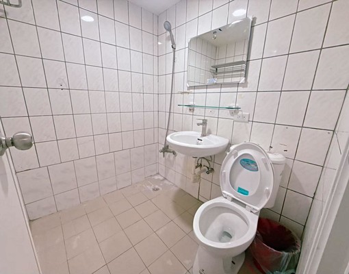 可租補⭐免服務費⭐富農街採光美兩房⭐五泰小勳 - Image 8