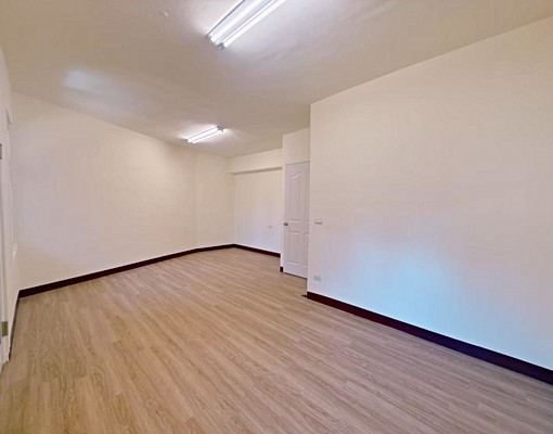 可租補⭐免服務費⭐富農街採光美兩房⭐五泰小勳 - Image 6