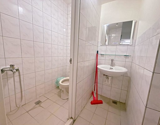 可租補⭐免服務費⭐富農街採光美兩房⭐五泰小勳 - Image 5