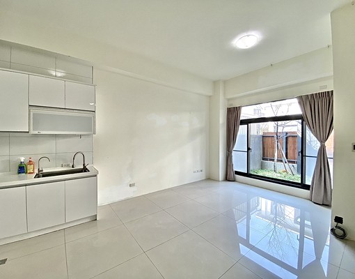 🌸建功國小🎄軍和街✨整棟透天💖可租補戶籍🚘大車庫 - Image 6