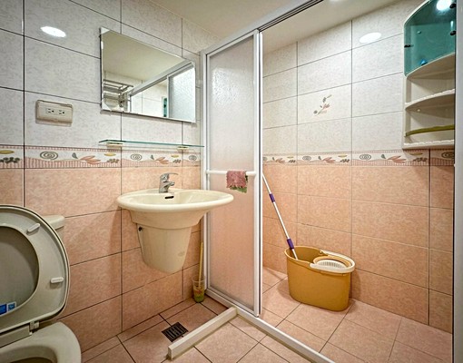 近台積電/國一楠梓交流道/學區公園/高生活機能/戶數少大空間 - Image 10