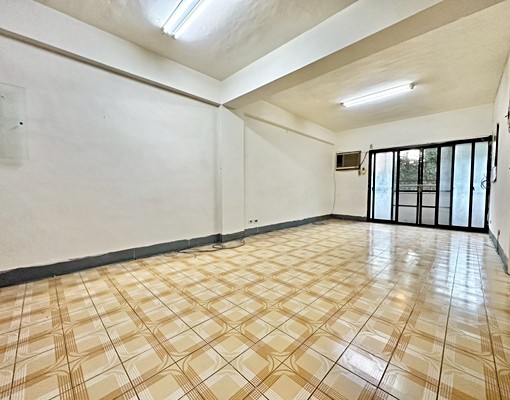 🎯北區親親戲院|超通風大三房|前後雙陽台。免管理費 - Image 3