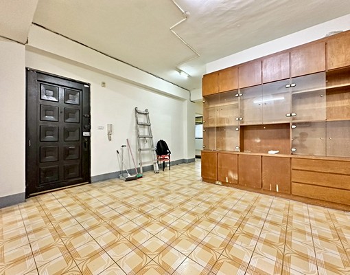 🎯北區親親戲院|超通風大三房|前後雙陽台。免管理費 - Image 6