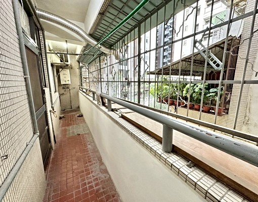 🎯北區親親戲院|超通風大三房|前後雙陽台。免管理費 - Image 12