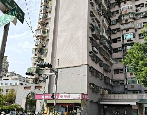 公園超商旁美廈3樓3房 - Image 2