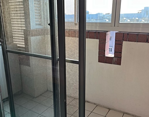 安全舒適獨立大陽台套房 - Image 10