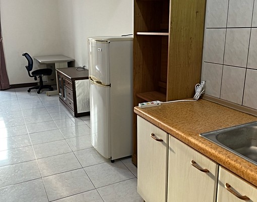 安全舒適獨立大陽台套房 - Image 14