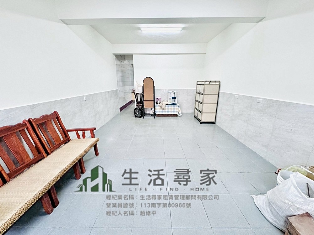 近四維國小❣️三房優質透天釋出✅可小寵💯門前平車‼️ - Image 1