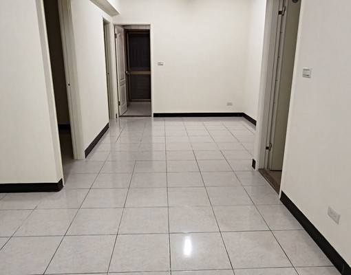 揚名學園/近幸福路佳瑪商圈/麥當勞/宏匯廣場 - Image 7