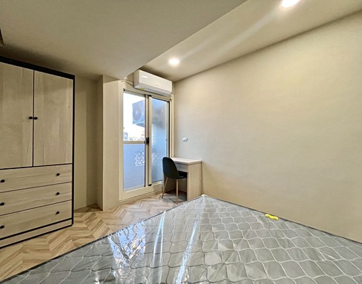 國際學舍全新未住♡可雙租補♡台水電♡陽台獨洗♡機車位♡子母車 - Image 3