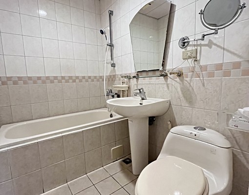 河堤公園音樂會,明亮通風三房可租補可寵 - Image 12