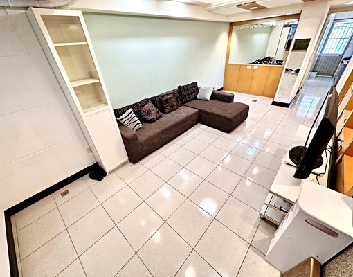 萬和宮黎明路🌺電梯大三房🌺家具全配🌺冷氣三台🌺租補 - Image 3