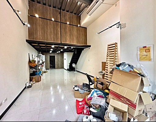 🏪三鐵共黃金店面|可營登・可做吃的|空間彈性好規劃🚄 - Image 4