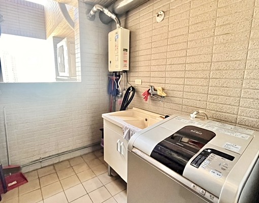 鄰近中山醫大三房✨含平車位✨可租補家具電全配 - Image 10