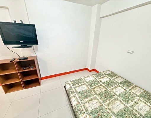 中山國小站,可貓,新裝潢,一房一廳,採光佳 - Image 4