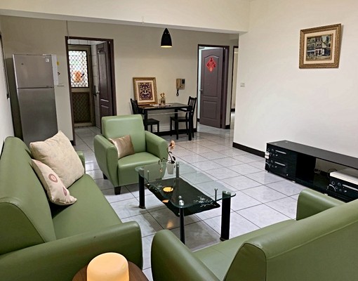 精華地段🌟三房含車位🌟家具全配🌟台水電 - Image 1