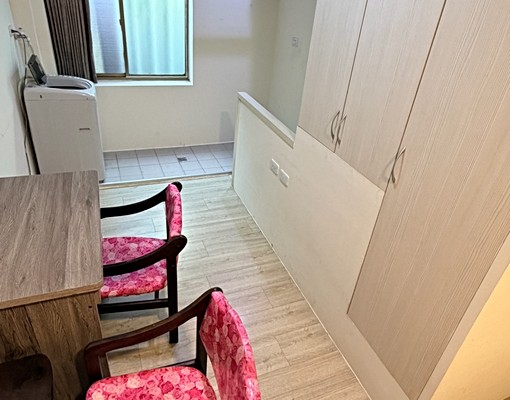 金山街樓中樓可貓\台電計價\流理台\獨洗獨曬\分離式冷氣 - Image 3