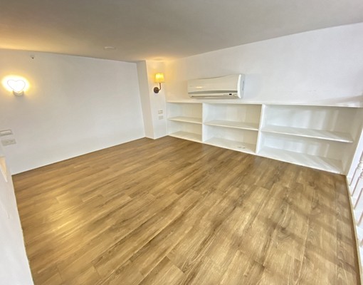 蘇活大街♡可租補+入戶藉♡高魔術空間♡溫馨2房♡採光明亮舒適 - Image 4