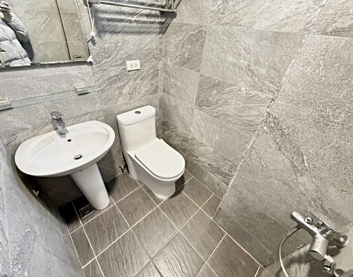 西屯♥稀有獨洗陽台精美美房★近遠百.櫻花捷運★可提供更多房源 - Image 10