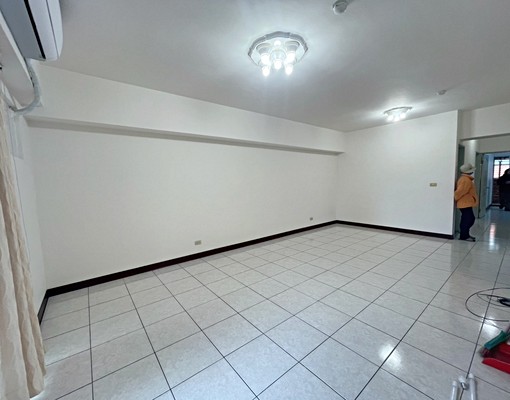 亞東醫院/府中站,超通風大空間,可入籍可租機械車位 - Image 3