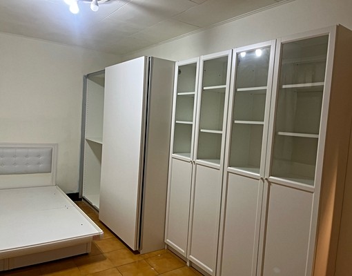 松江街江翠國中對面,近接運、石雕公園 - Image 1