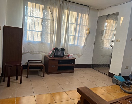 松江街江翠國中對面,近接運、石雕公園 - Image 4