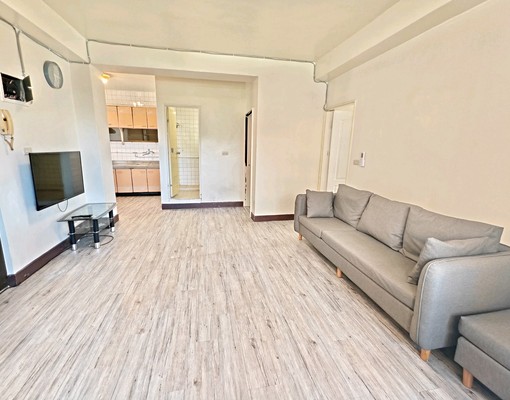 *三租補/三井秀泰商圈【一中美食\大商圈\2房]台水台電 - Image 2