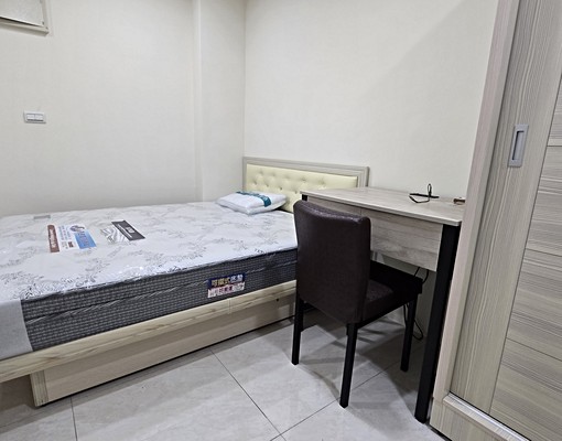 全新套房全新家電光線陽台近頂溪站生活機能佳 - Image 2