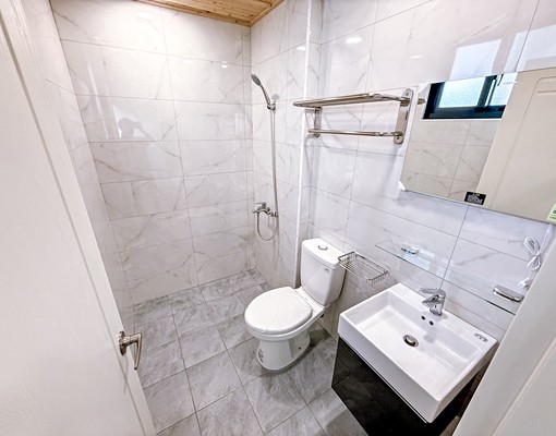 喜歡我外衣💖可租補獨洗曬大坪數💖近台體大太平 - Image 9