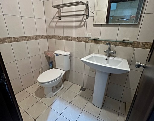 🏡台中大里透天厝出租｜近全聯・小北・7-11｜生活機能超 - Image 4