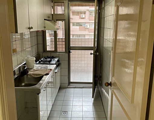 汐止・台北奇蹟|優質電梯三房出租 - Image 4