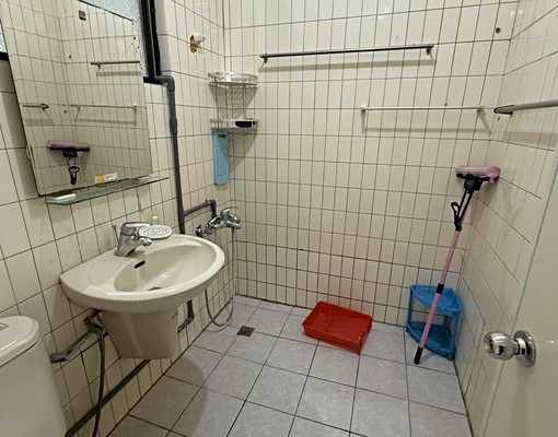 碧華街方正3房大陽台租金可議~ - Image 6