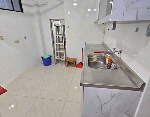 【寶興街活巷邊間一樓】【適合店住辦網拍倉儲】 - Image 10