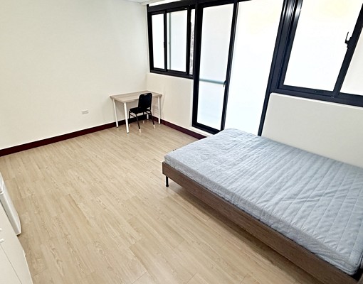 近捷運板新站【超值溫馨大套房】可租補@陽台@獨洗@採光佳 - Image 3