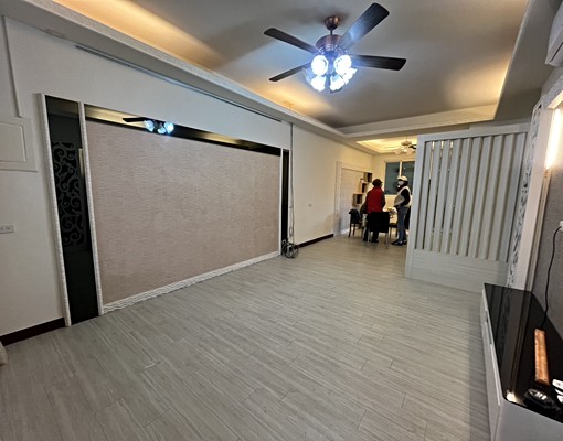 品質社區~坐西朝東👑臻品住宅👑精裝 - Image 14