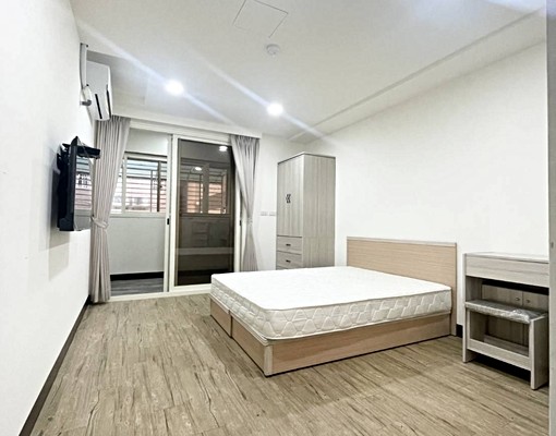 長樂街電梯陽台套房 - Image 2