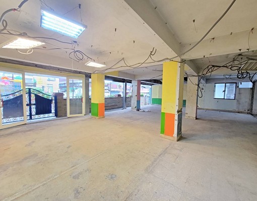🍎興隆1樓辦住~門口可停車~面寬13米適各行業🍎 - Image 4