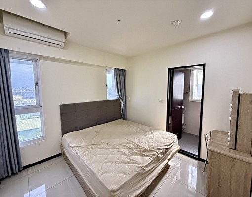 超級城市愛丁堡*屋況好*三房雙衛浴+平面車位* - Image 5