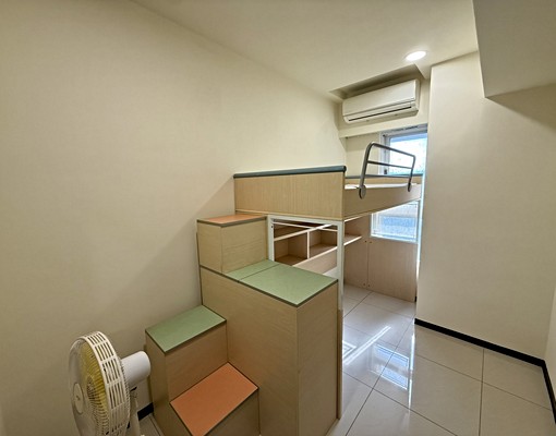 超級城市愛丁堡*屋況好*三房雙衛浴+平面車位* - Image 6