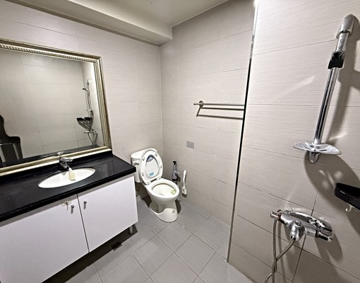 超級城市愛丁堡*屋況好*三房雙衛浴+平面車位* - Image 9