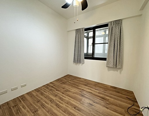 近公園河岸台科大重劃區四房平車家俱可附|附變頻冷氣全新裝潢 - Image 10