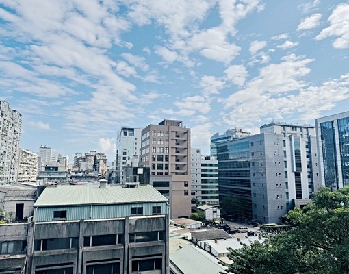 捷運台北小巨蛋💕光北南京商圈全新粉刷電梯套房👍獨立洗衣機 - Image 3