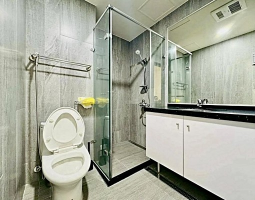 友善屋源~汐止新大樓兩房~採光佳~可租補入籍 - Image 7