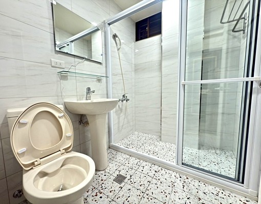 全新百萬裝潢/可租補⭐龍山寺站電梯美屋+陽台 - Image 6