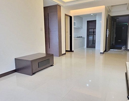 【新浦東】蛋黃區便利大2房車~屋況格局優雙陽台 - Image 3